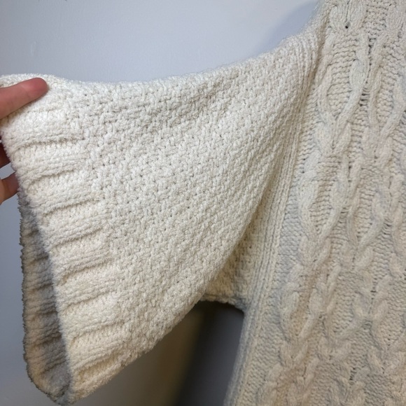 Anthropologie Moth Chunky Knit Oversized Cream Tunic Sweater Size XS / Small - Picture 5 of 9